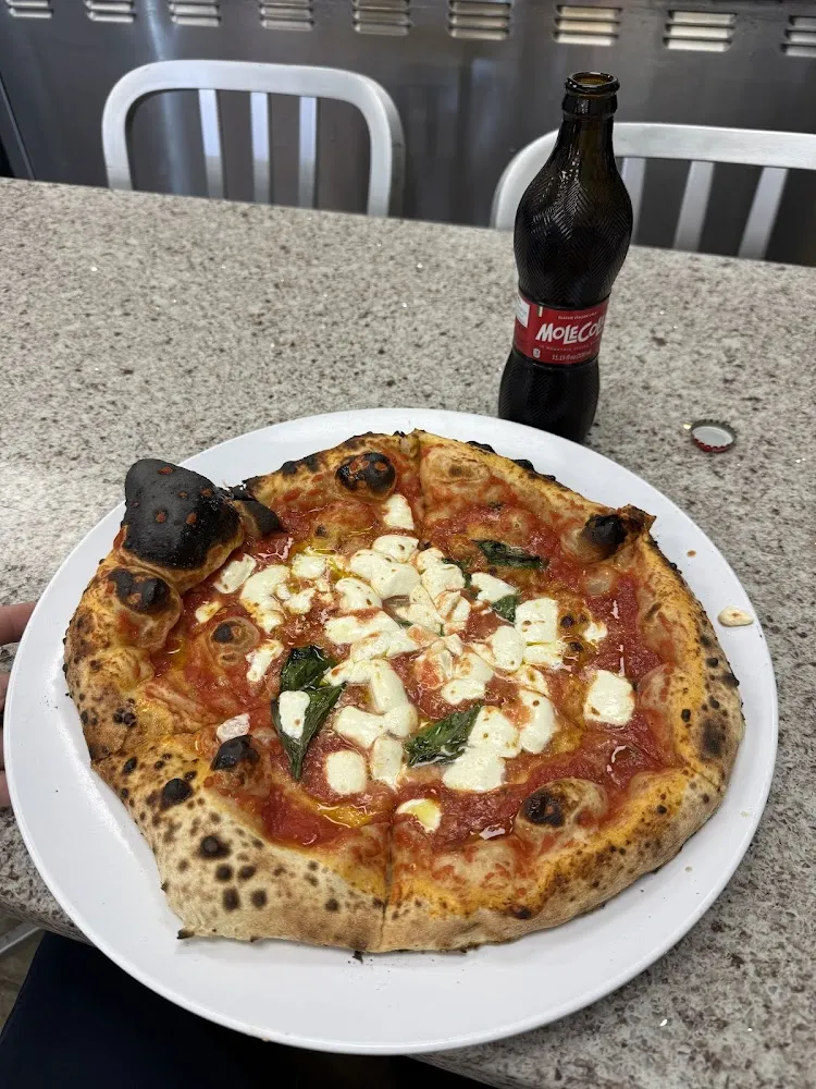 Bufalo Pizza